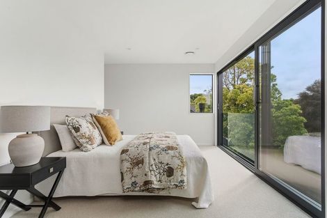 Photo of property in 38a Straven Road, Riccarton, Christchurch, 8011