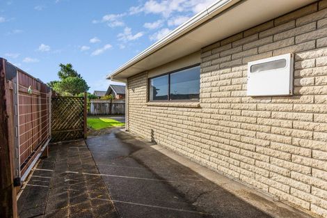 Photo of property in 20 Tukapa Street, Westown, New Plymouth, 4310
