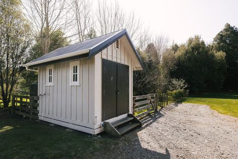 Photo of property in 216 Rowes Road, Hunterville, 4785
