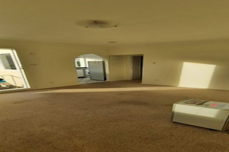 Photo of property in 64 Rolleston Street, Mount Cook, Wellington, 6021