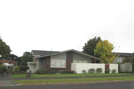 Photo of property in 11 Porritt Avenue, Chatswood, Auckland, 0626