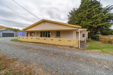 Photo of property in 15 Keppel Street, Porangahau, 4291
