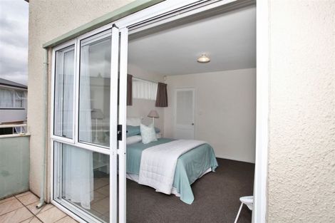 Photo of property in 2/27 Maxwell Street, Riccarton, Christchurch, 8041