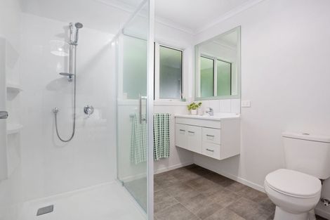 Photo of property in 1 Banks Boulevard, Whitby, Porirua, 5024