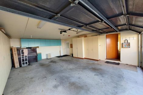 Photo of property in 25 Bayly Road, Moturoa, New Plymouth, 4310