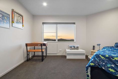 Photo of property in 25 Medhurst Road, Bombay, 2675