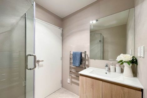 Photo of property in 6/36 Edmonton Road, Henderson, Auckland, 0612