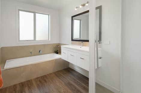 Photo of property in 9 Ridgetop Rise, Fairhall, Blenheim, 7272