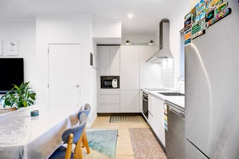 Photo of property in 14 Fordham Street, Beach Haven, Auckland, 0626