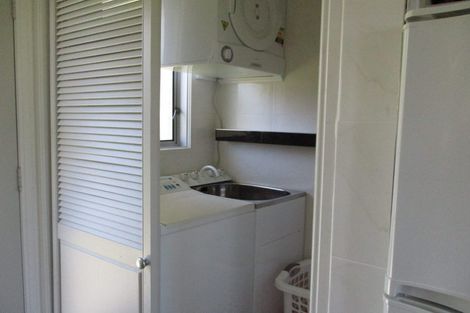 Photo of property in 2/10 Raewyn Place, Pakuranga, Auckland, 2010