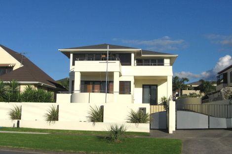 Photo of property in 2/28 Takutai Avenue, Bucklands Beach, Auckland, 2012