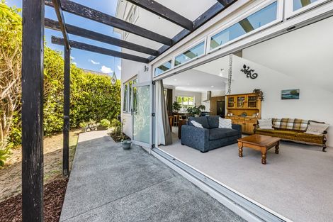 Photo of property in 7f Clearwater Cove, West Harbour, Auckland, 0618
