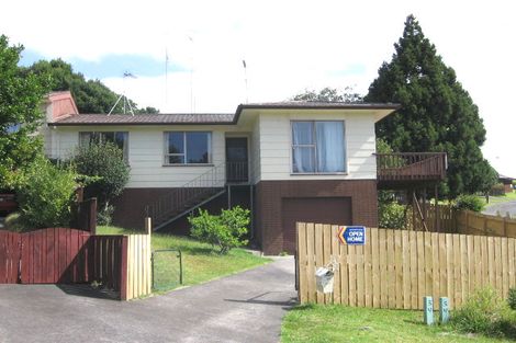 Photo of property in 1/1 Bonito Place, Bayview, Auckland, 0629