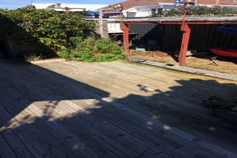 Photo of property in 25-25a Mill Street, Westport, 7825