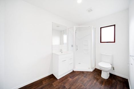 Photo of property in 33 Convair Crescent, Mangere, Auckland, 2022