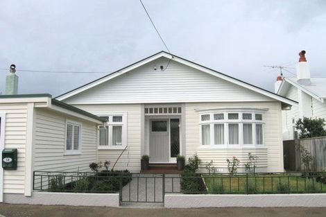 Photo of property in 50 Puru Crescent, Lyall Bay, Wellington, 6022