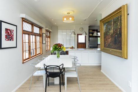 Photo of property in 42 Ferry Road, Clive, 4102