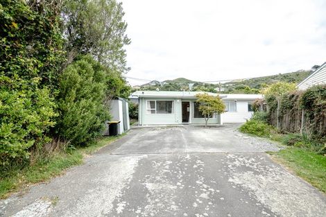 Photo of property in 100a Broderick Road, Johnsonville, Wellington, 6037