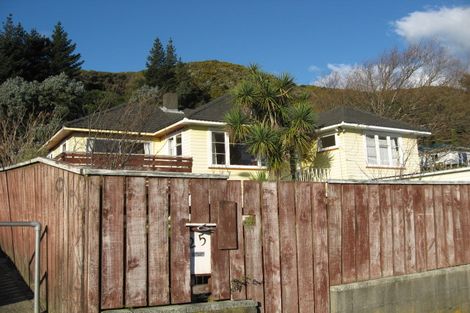 Photo of property in 25 Mckillop Street, Wainuiomata, Lower Hutt, 5014