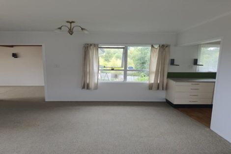 Photo of property in 21 Merchant Avenue, Te Atatu South, Auckland, 0610