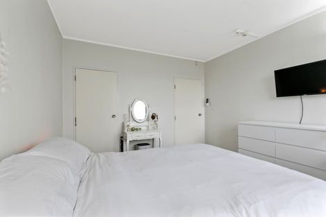 Photo of property in Hobson Court Flats, 58/70u Hobson Street, Thorndon, Wellington, 6011