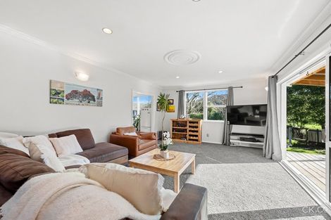 Photo of property in 24 Longfellow Street, Trentham, Upper Hutt, 5018