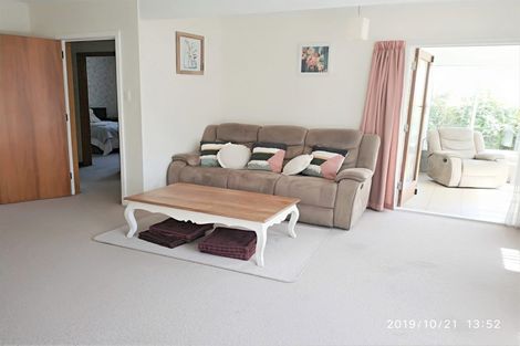 Photo of property in 17 Springhill Street, Avonhead, Christchurch, 8042