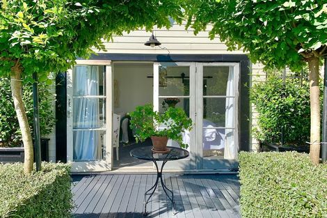 Photo of property in 22 Domain Road, Waipawa, 4210