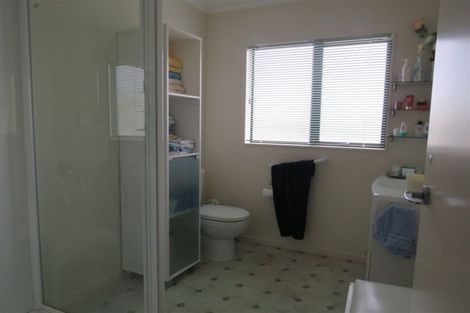 Photo of property in Rangeview Villas, 69/9 Fuller Close, Levin, 5510