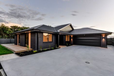 Photo of property in 18 Tekapo Road, Baverstock, 3200