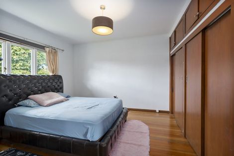 Photo of property in 86 Mcleod Road, Te Atatu South, Auckland, 0610