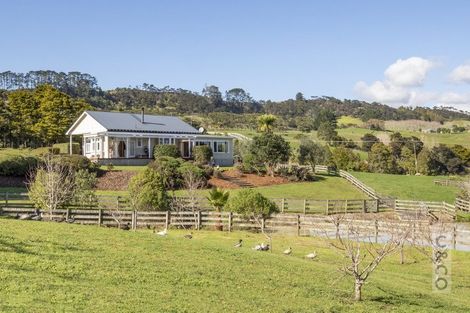 Photo of property in 83 Tarrant Road, Helensville, 0875