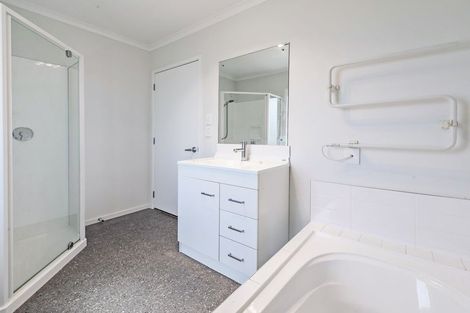 Photo of property in 37 Limbrick Crescent, Wigram, Christchurch, 8042