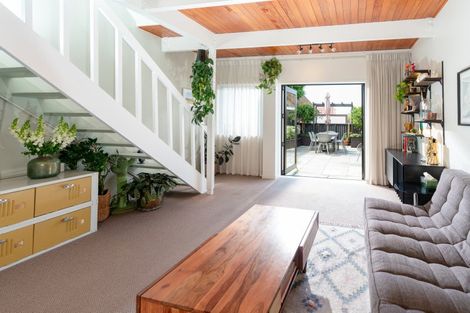 Photo of property in Pitarua Court, 11u6 Pitarua Street, Thorndon, Wellington, 6011