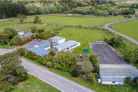 Photo of property in 2936 White Rock Road, Tuturumuri, Martinborough, 5782