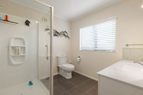 Photo of property in 14 Rimmington Drive, Hamilton Lake, Hamilton, 3204
