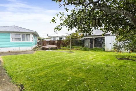 Photo of property in 20 Eddowes Street, Manurewa, Auckland, 2102