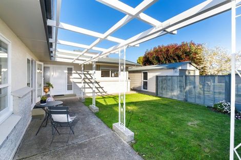 Photo of property in 1 Balmoral Street, Taradale, Napier, 4112