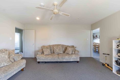 Photo of property in 38a Mckay Drive, Temple View, Hamilton, 3218