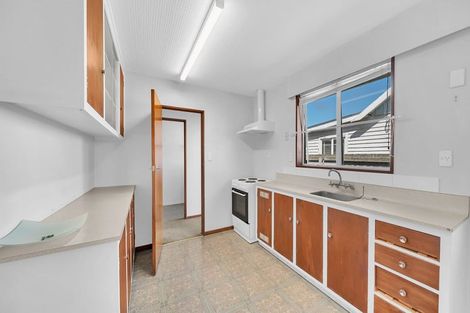 Photo of property in 35 Estuary Road, New Brighton, Christchurch, 8061