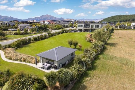 Photo of property in 28 Minaret Ridge, Wanaka, 9305