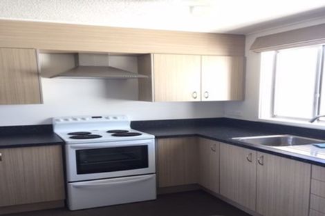 Photo of property in 7f4 Rangitane Street, Maupuia, Wellington, 6022