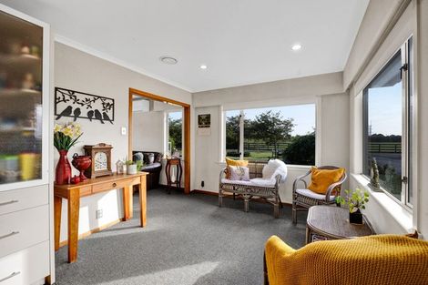 Photo of property in 242 Tawhiti Road, Hawera, 4672