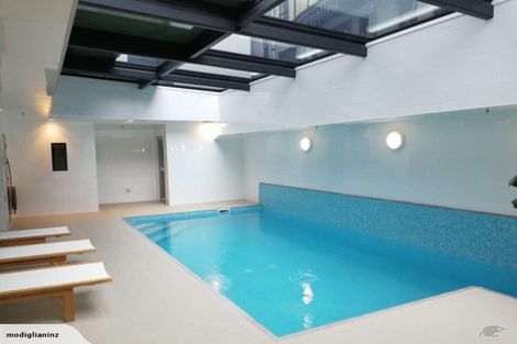 Photo of property in 2 Salford Place, Awapuni, Palmerston North, 4412