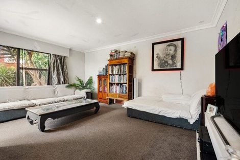 Photo of property in 26 Hartley Terrace, Massey, Auckland, 0614