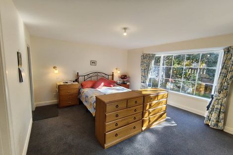Photo of property in 6 Brookford Place, Westmorland, Christchurch, 8025