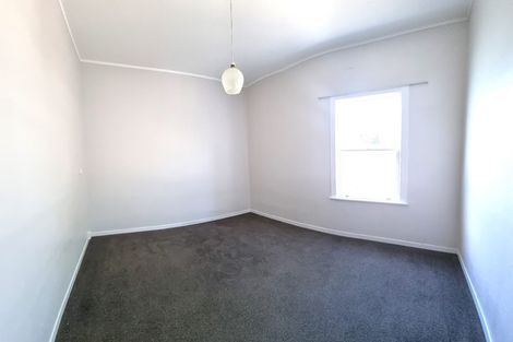 Photo of property in 10 Chesterton Street, Johnsonville, Wellington, 6037