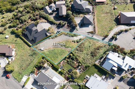 Photo of property in 2 Harry Fergus Lane, Redcliffs, Christchurch, 8081