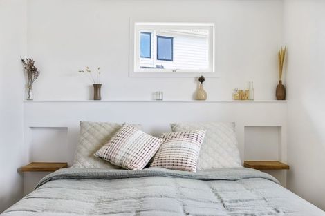 Photo of property in 102 Union Road, Howick, Auckland, 2014