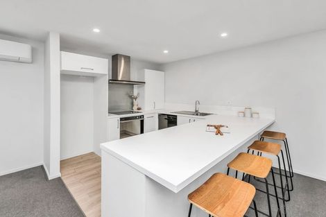 Photo of property in 2 Ader Close, Halswell, Christchurch, 8025